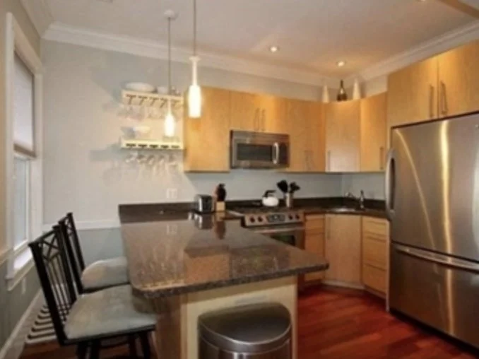 2 bed, 1 bath apartment for rent at 13 O St Unit 2, South Boston — photo 1 of 10