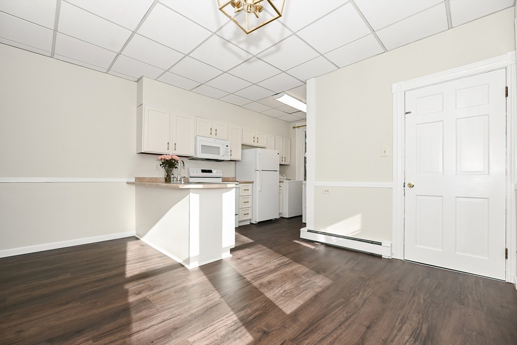 2 bed, 1 bath apartment for rent at 13 Oak St Unit 1, Uxbridge — photo 12 of 25