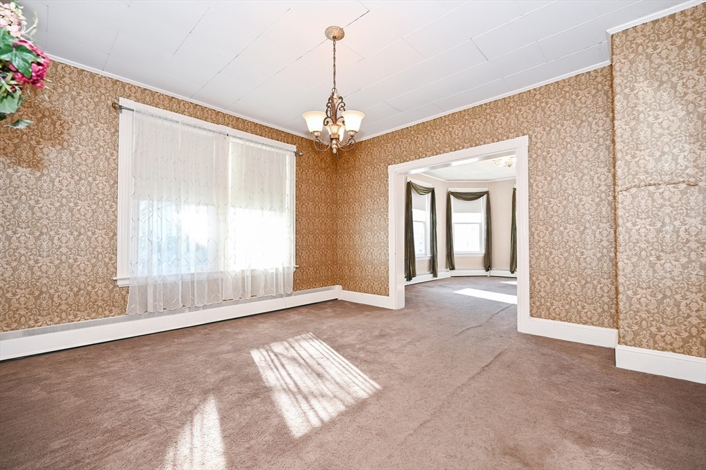 2 bed, 1 bath apartment for rent at 13 Oak St Unit 1, Uxbridge — photo 7 of 25
