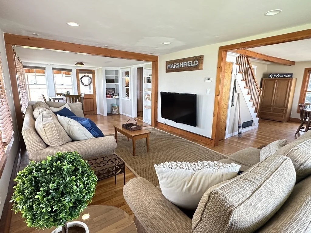 3 bed, 1 bath apartment for rent at 13 Ocean Unit N/A, Marshfield — photo 2 of 20