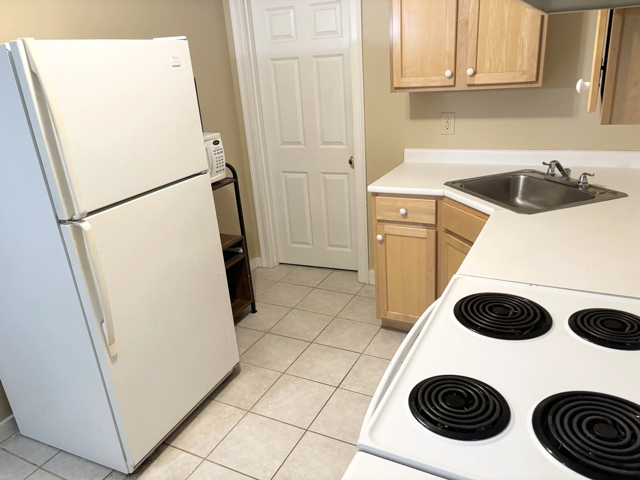 1 bed, 1 bath apartment for rent at 13 Park St Unit C, Mansfield — photo 5 of 14