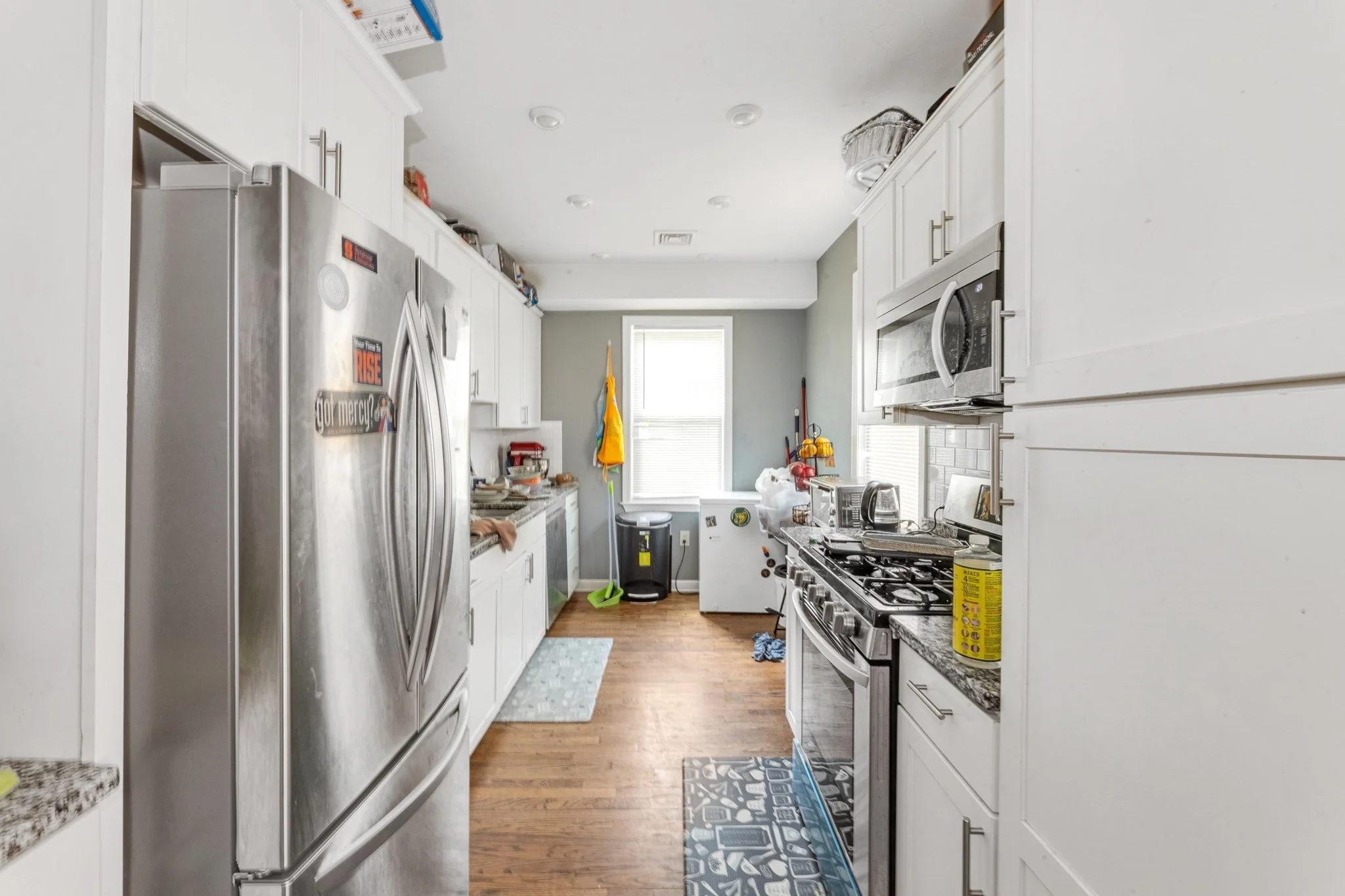 3 bed, 1 bath apartment for rent at 13 Pierce St Unit 2, Hyde Park — photo 5 of 10