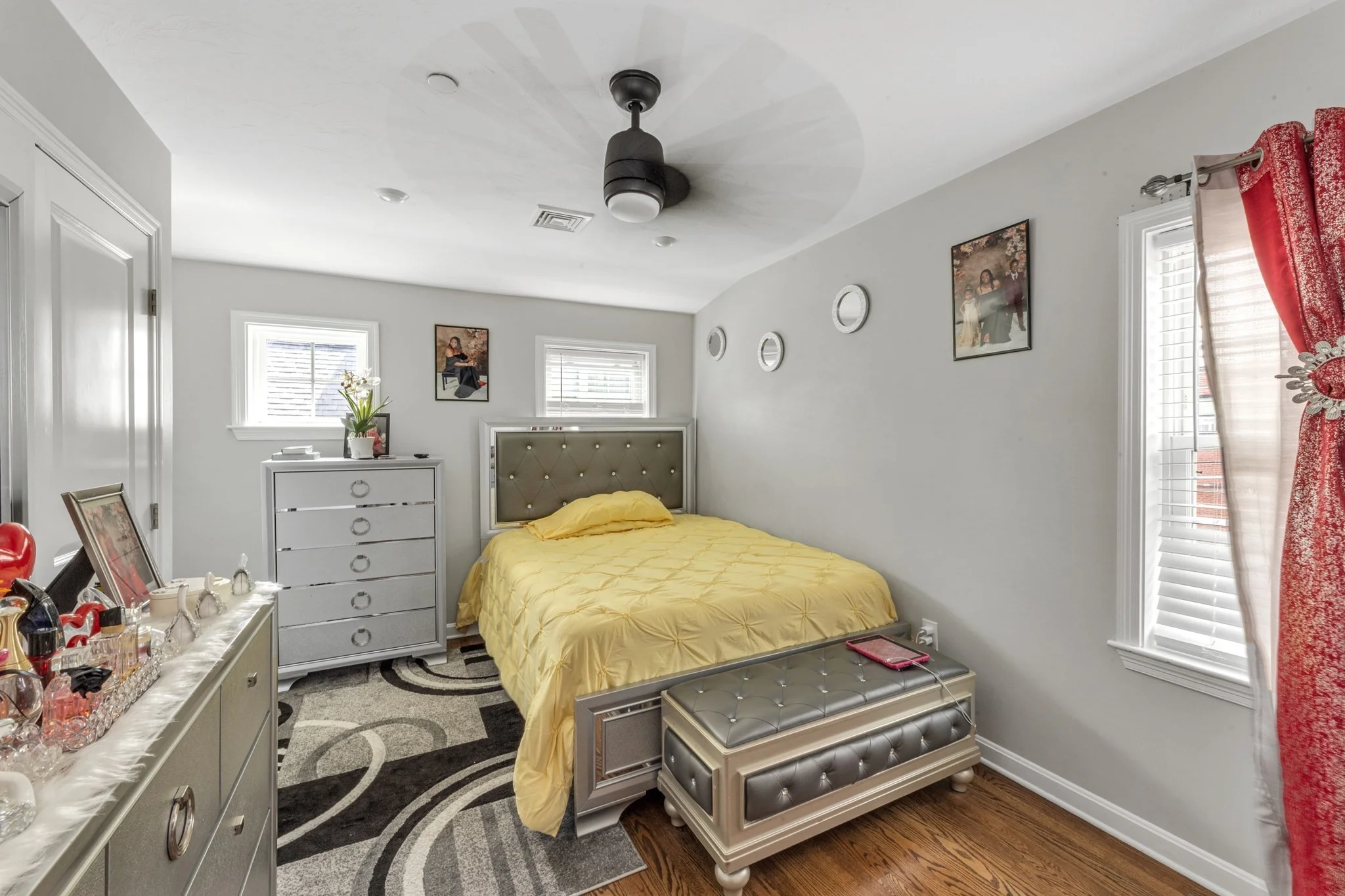 3 bed, 1 bath apartment for rent at 13 Pierce St Unit 2, Hyde Park — photo 6 of 10