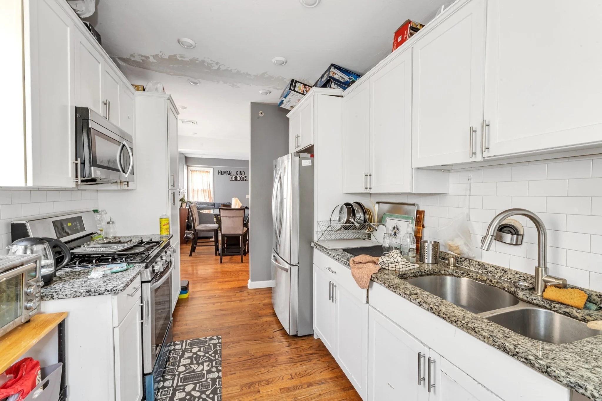 3 bed, 1 bath apartment for rent at 13 Pierce St Unit 2, Hyde Park — photo 4 of 10
