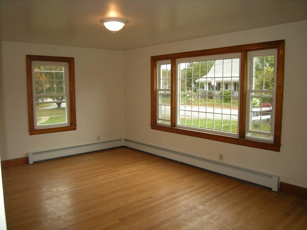3 bed, 1 bath apartment for rent at 13 Pine St, Templeton — photo 5 of 7