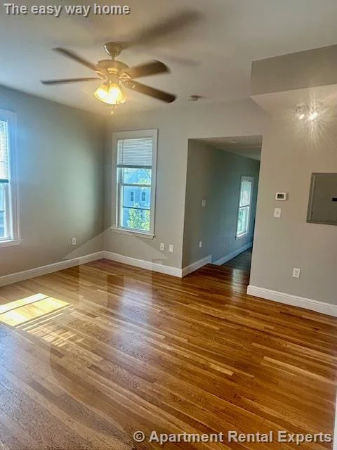 2 bed, 1 bath apartment for rent at 13 Pleasant St Unit 2, Central Square — photo 3 of 13