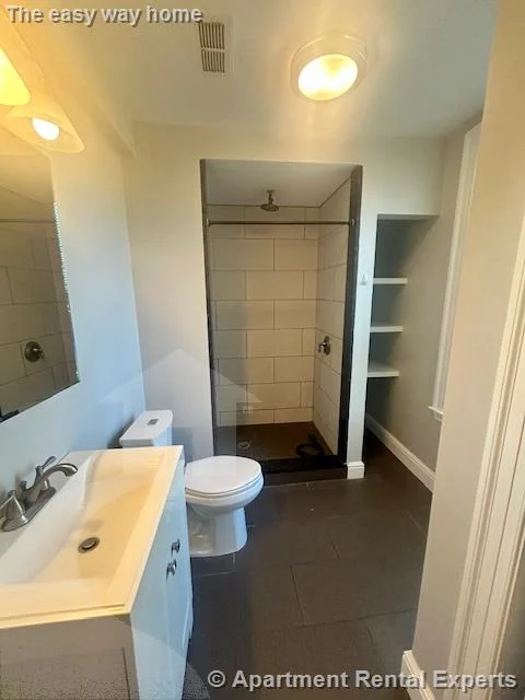 2 bed, 1 bath apartment for rent at 13 Pleasant St Unit 2, Central Square — photo 8 of 13
