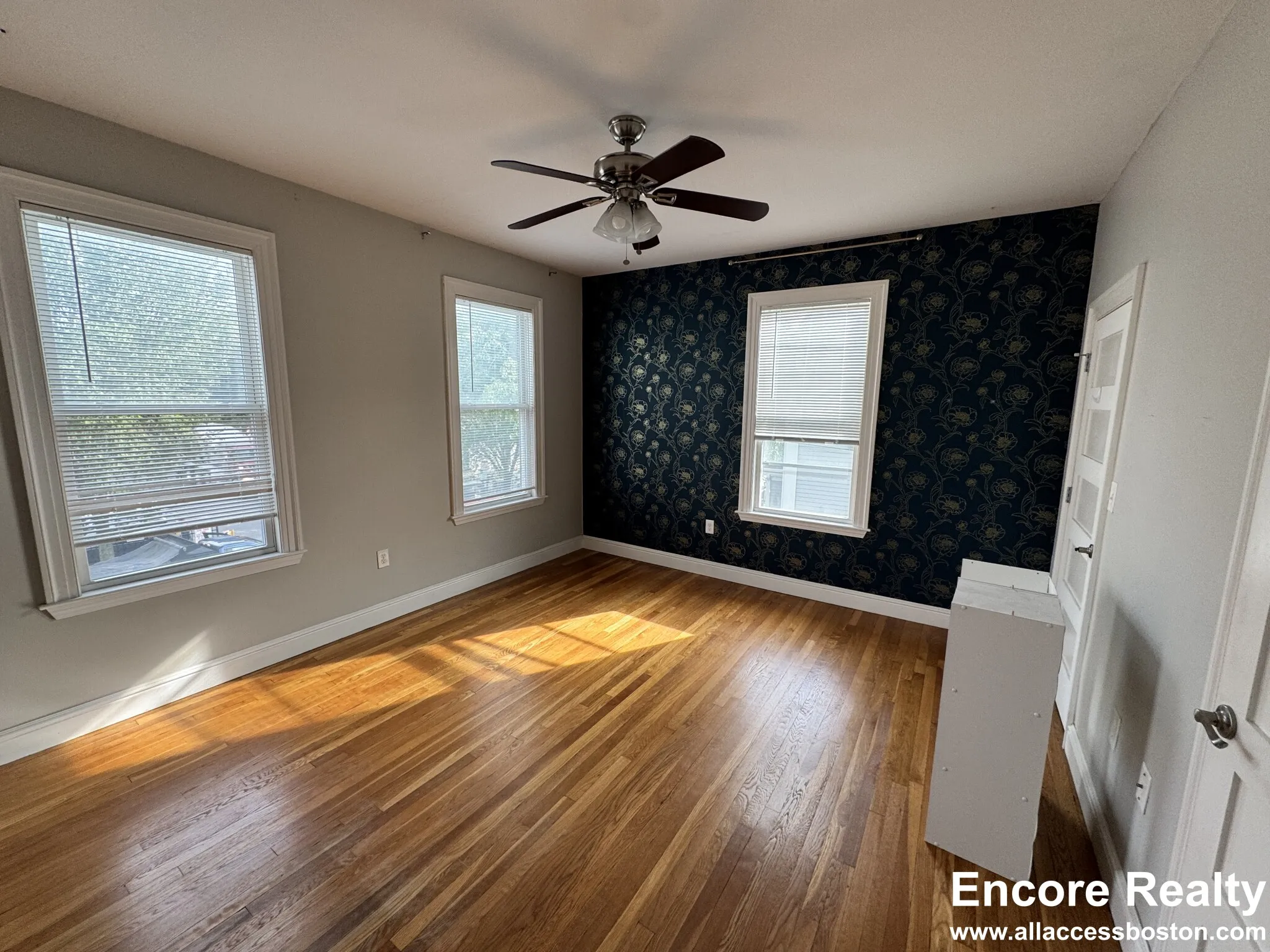 2 bed, 1 bath apartment for rent at 13 Pleasant St Unit 2M, Central Square — photo 7 of 22