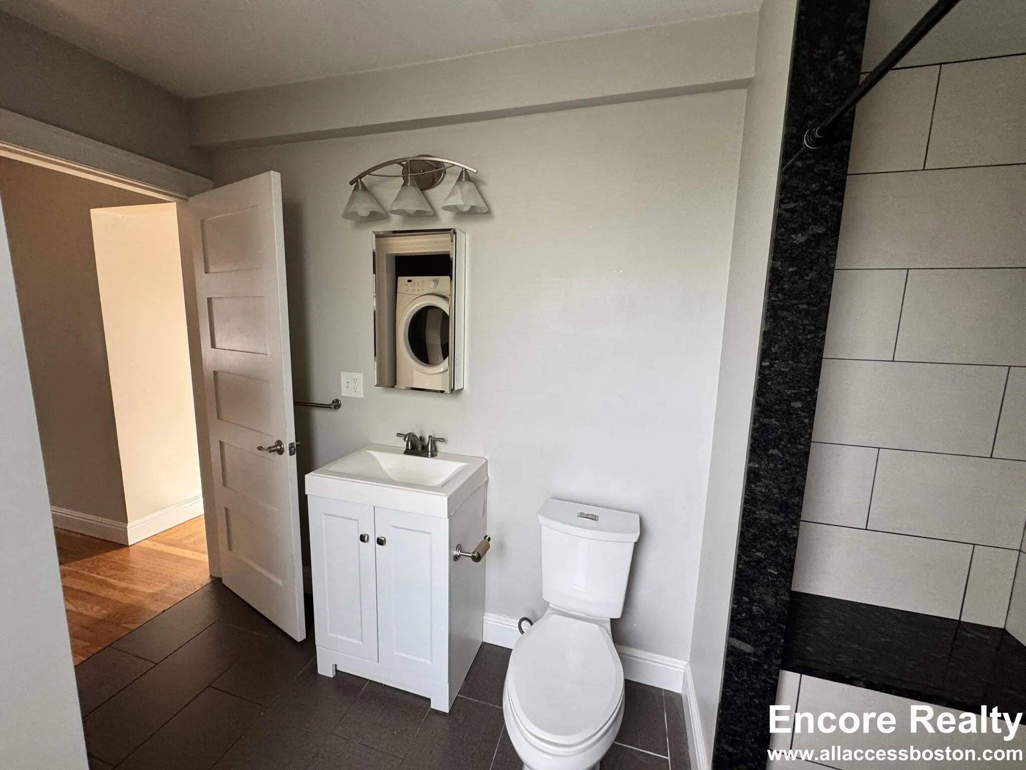 2 bed, 1 bath apartment for rent at 13 Pleasant St Unit 2M, Central Square — photo 5 of 22