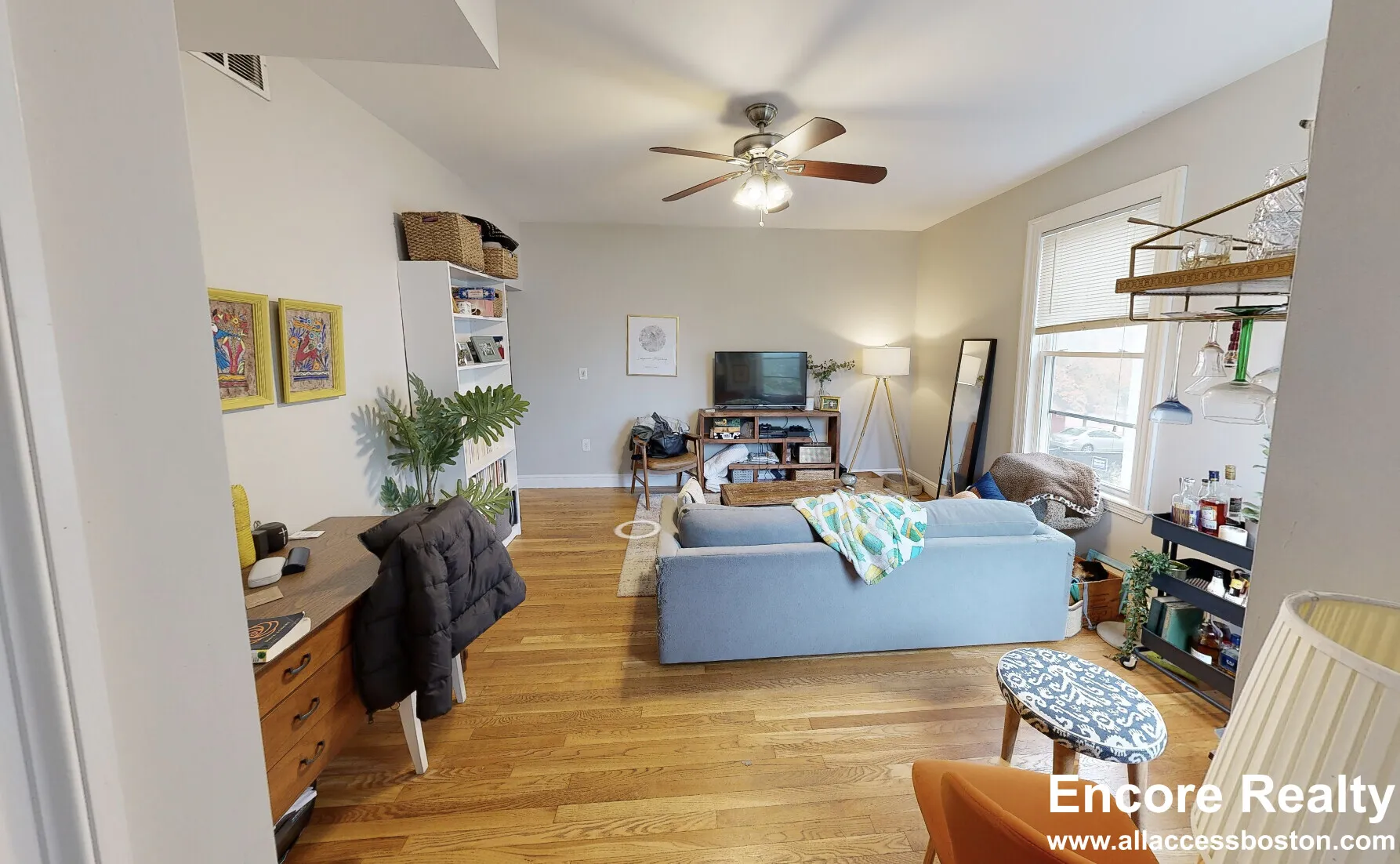 2 bed, 1 bath apartment for rent at 13 Pleasant St Unit 3, Central Square — photo 4 of 14