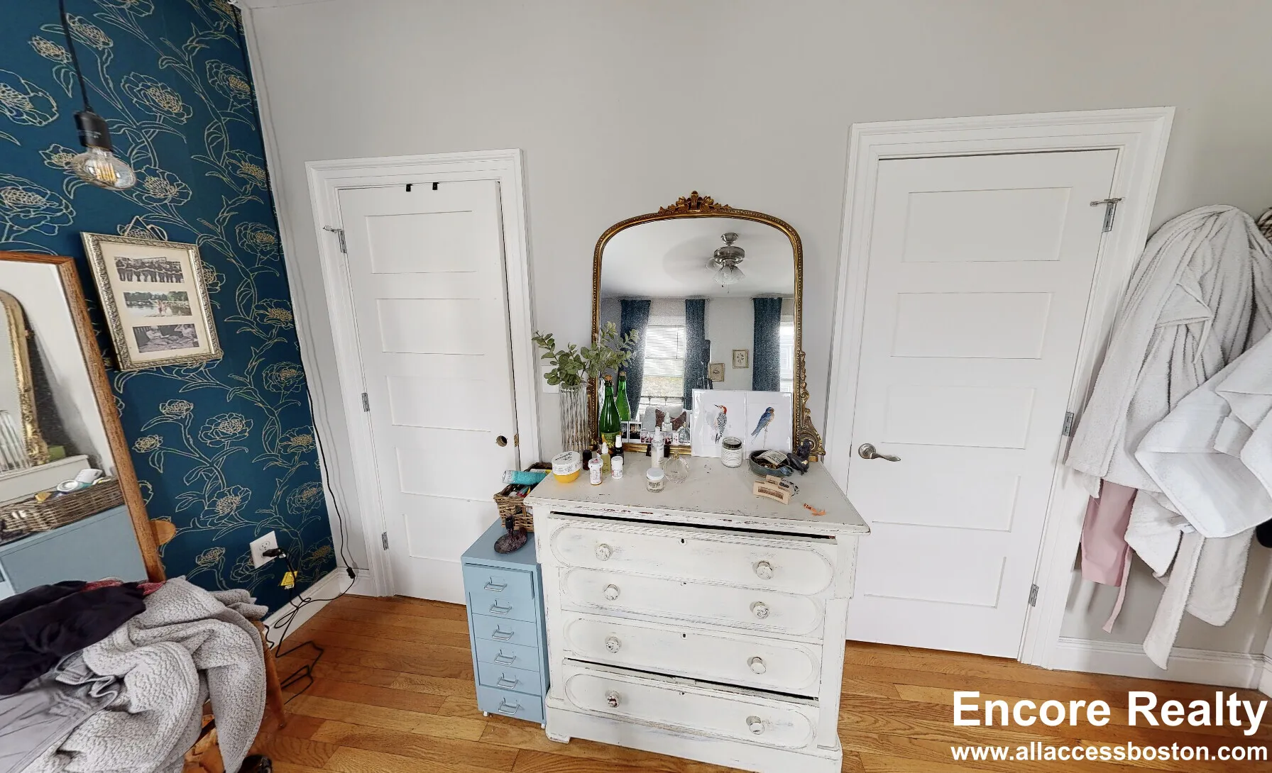 2 bed, 1 bath apartment for rent at 13 Pleasant St Unit 3, Central Square — photo 13 of 14