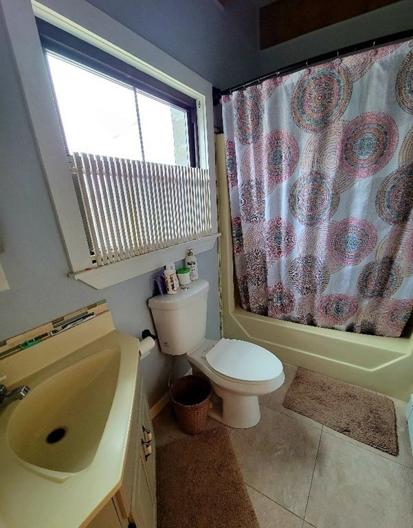 3 bed, 1 bath apartment for rent at 13 Plum Island Tpk Unit A, Plum Island — photo 12 of 30