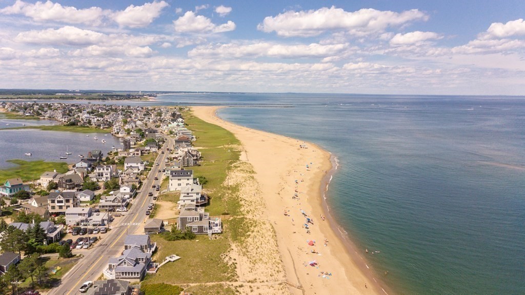 3 bed, 1 bath apartment for rent at 13 Plum Island Tpk Unit A, Plum Island — photo 30 of 30
