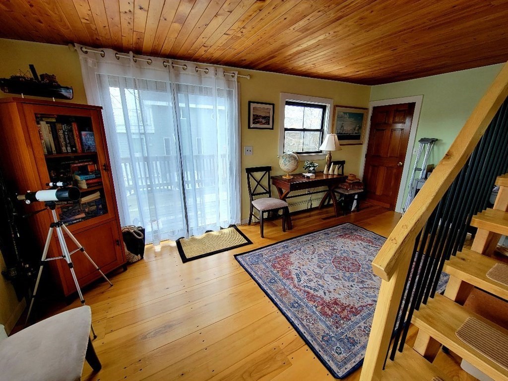 3 bed, 1 bath apartment for rent at 13 Plum Island Tpk Unit A, Plum Island — photo 8 of 30
