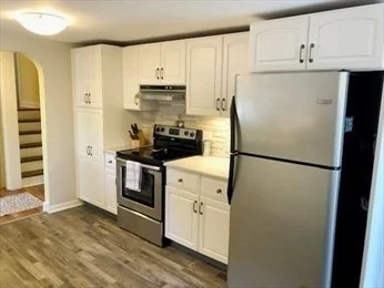 3 bed, 1 bath apartment for rent at 13 Plymouth St, Salem — photo 5 of 21