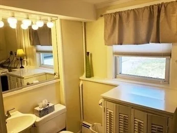 3 bed, 1 bath apartment for rent at 13 Plymouth St, Salem — photo 13 of 21