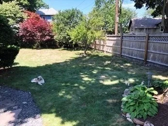3 bed, 1 bath apartment for rent at 13 Plymouth St, Salem — photo 19 of 21