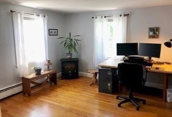 3 bed, 1 bath apartment for rent at 13 Plymouth St, Salem — photo 10 of 21