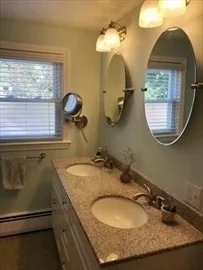 3 bed, 1 bath apartment for rent at 13 Plymouth St, Salem — photo 12 of 21