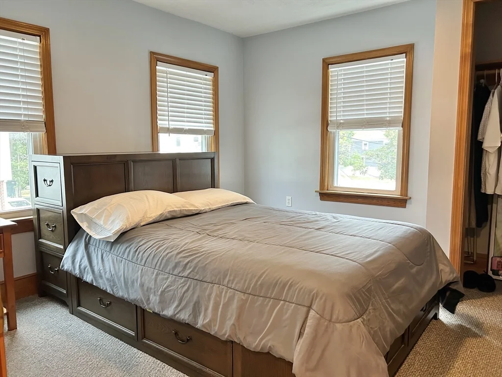 3 bed, 1 bath apartment for rent at 13 Princeton St Unit 2, Powder House Square — photo 6 of 7