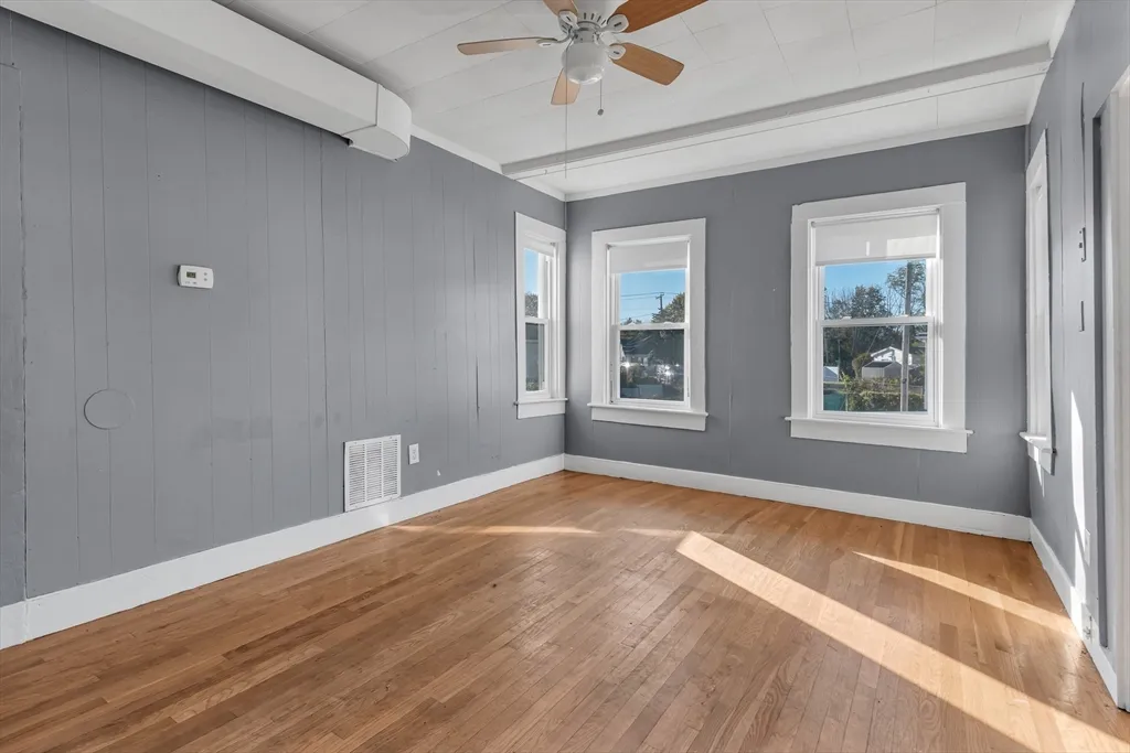 3 bed, 1 bath apartment for rent at 13-R Plain St Unit 2, Taunton — photo 8 of 21