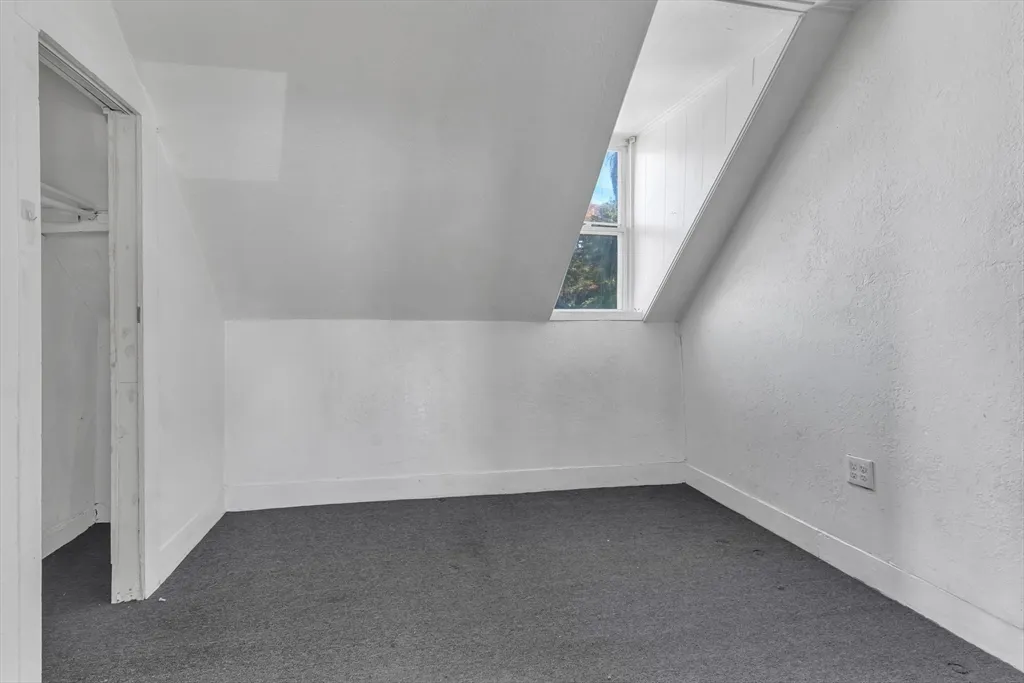 3 bed, 1 bath apartment for rent at 13-R Plain St Unit 3, Taunton — photo 13 of 19