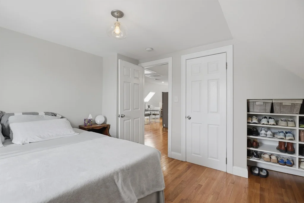 1 bed, 1 bath apartment for rent at 13 Roy St Unit 3, Swampscott — photo 21 of 26