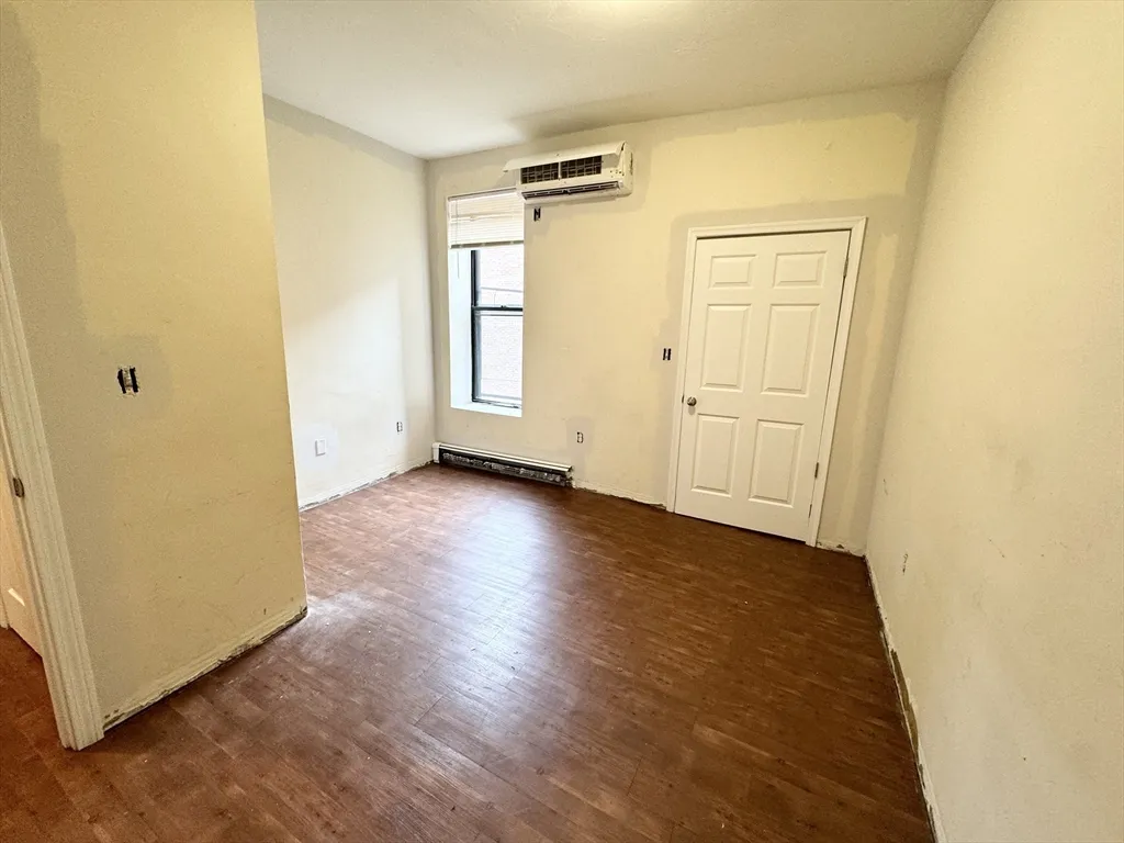 2 bed, 1 bath apartment for rent at 13 Ruggles Unit 2, Roxbury — photo 4 of 7