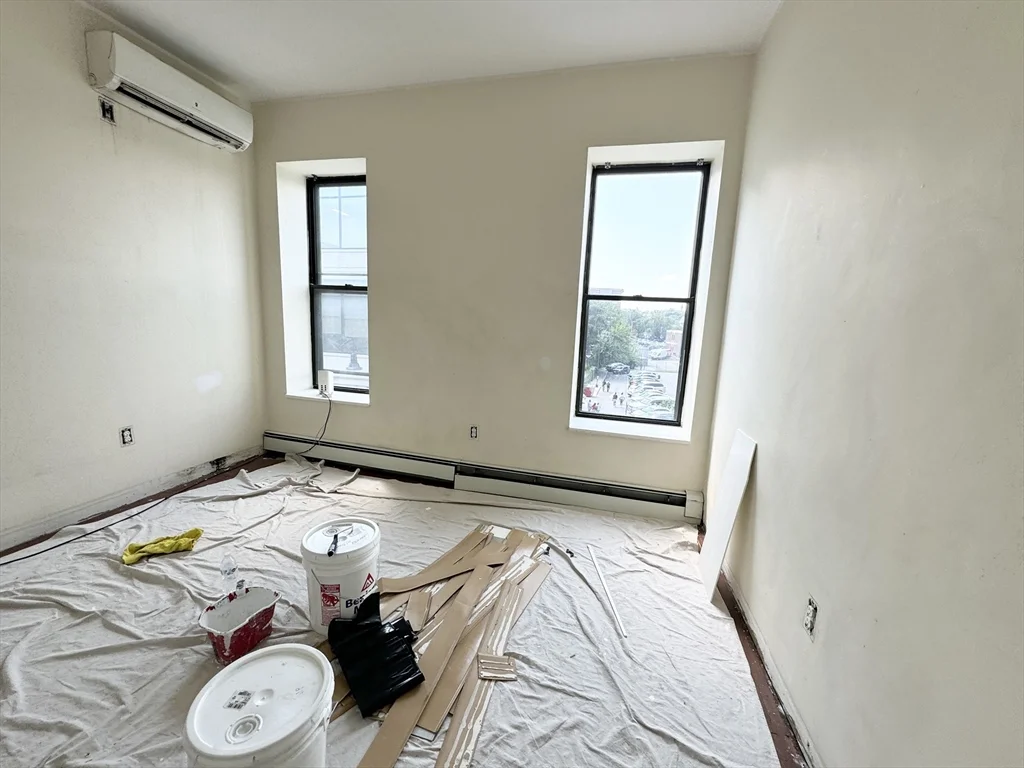 3 bed, 1 bath apartment for rent at 13 Ruggles Unit 3, Roxbury — photo 6 of 6
