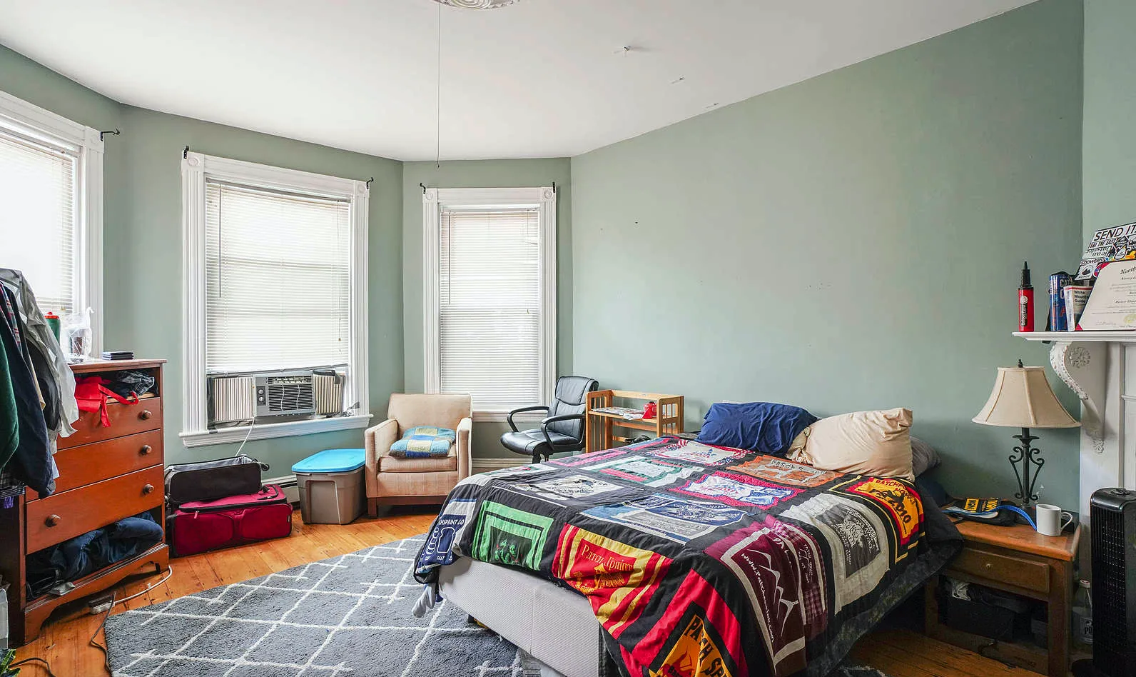 4 bed, 1 bath apartment for rent at 13 Sachem St Unit 2, Mission Hill — photo 18 of 22
