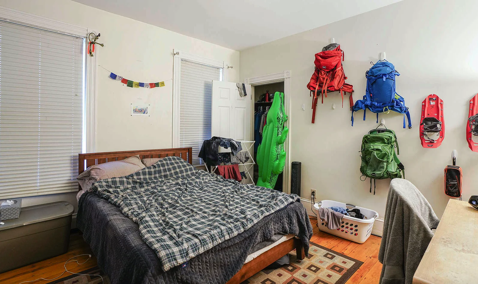 4 bed, 1 bath apartment for rent at 13 Sachem St Unit 2, Mission Hill — photo 22 of 22