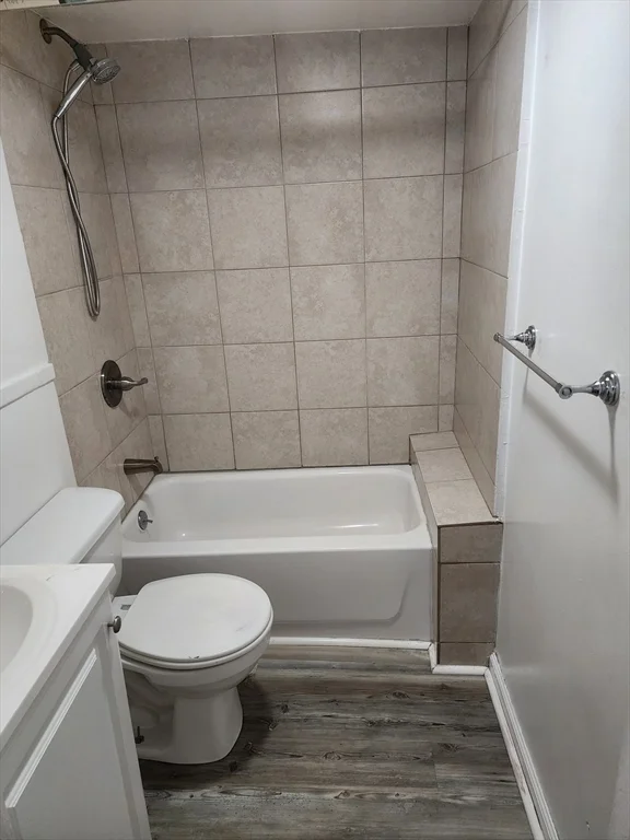 1 bed, 1 bath apartment for rent at 13 Sackett St Unit 2L, Westfield — photo 5 of 7