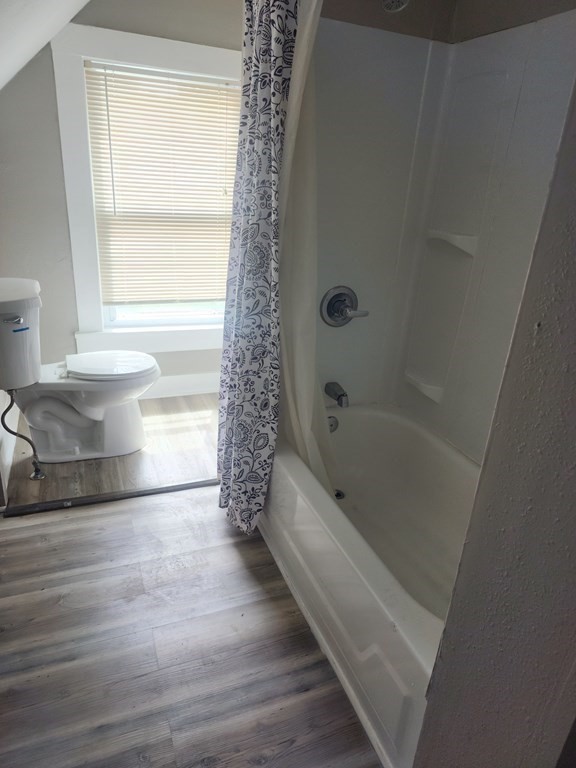 2 bed, 1 bath apartment for rent at 13 Sackett St Unit 3rd Flr, Westfield — photo 3 of 8