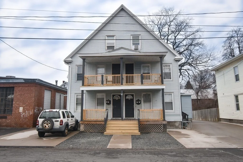 2 bed, 1 bath apartment for rent at 13 Sackett St Unit 3rd, Westfield