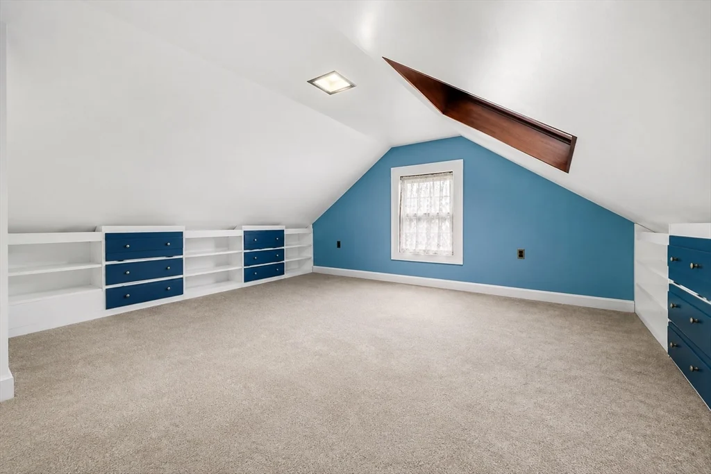 4 bed, 1 bath apartment for rent at 13 Sapphire Rd, Marblehead — photo 38 of 38