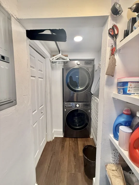 3 bed, 2 bath apartment for rent at 13 Schuyler St Unit 2, Roxbury — photo 11 of 39