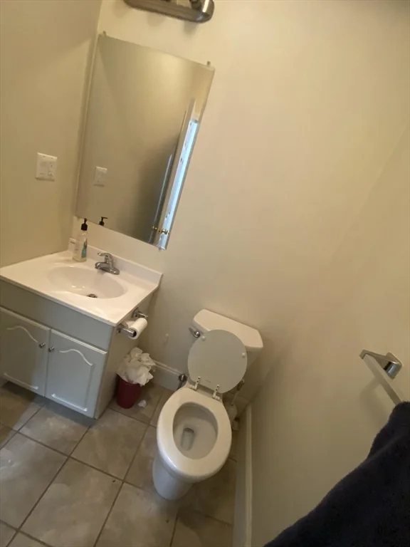 3 bed, 2 bath apartment for rent at 13 Sewall St Unit 13, Mission Hill — photo 4 of 30