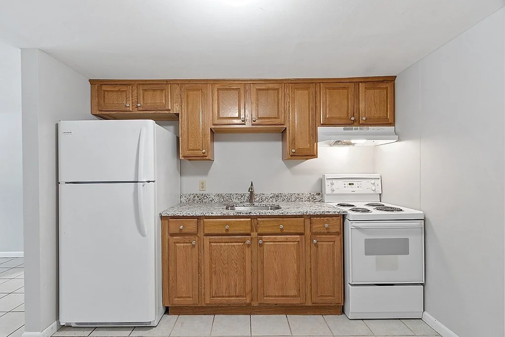 2 bed, 1 bath apartment for rent at 13 Shawnee Rd Unit 1, Pepperell — photo 4 of 15