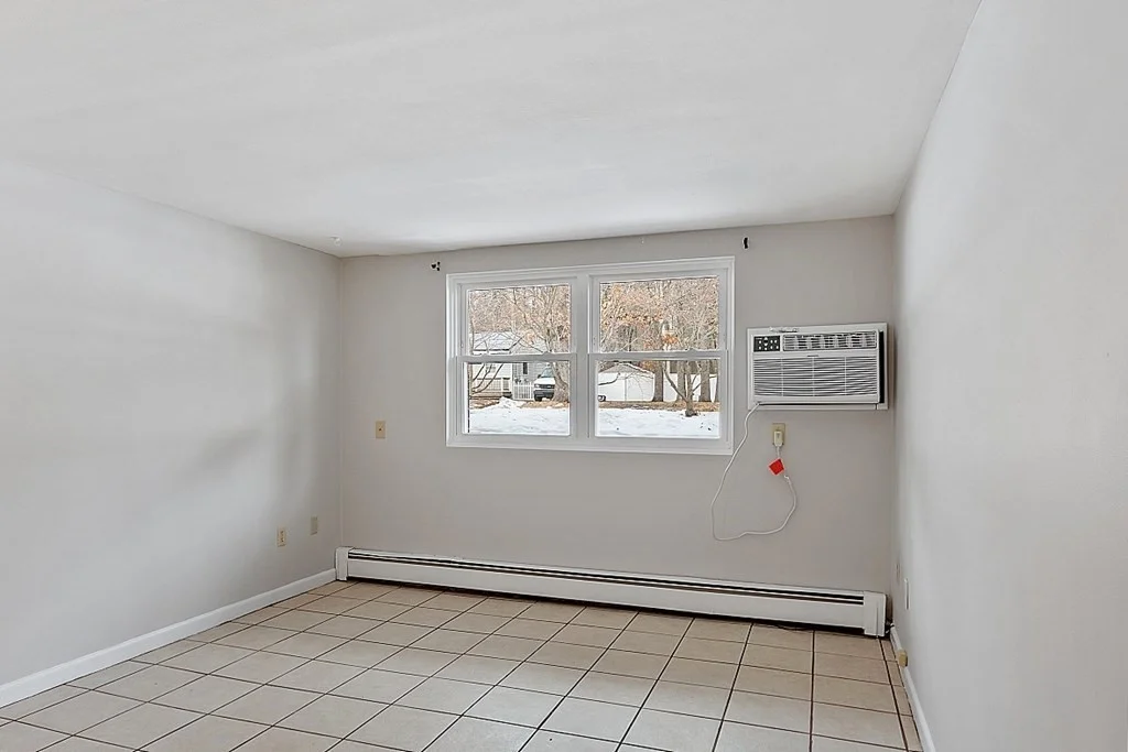 2 bed, 1 bath apartment for rent at 13 Shawnee Rd Unit 7, Pepperell — photo 5 of 16