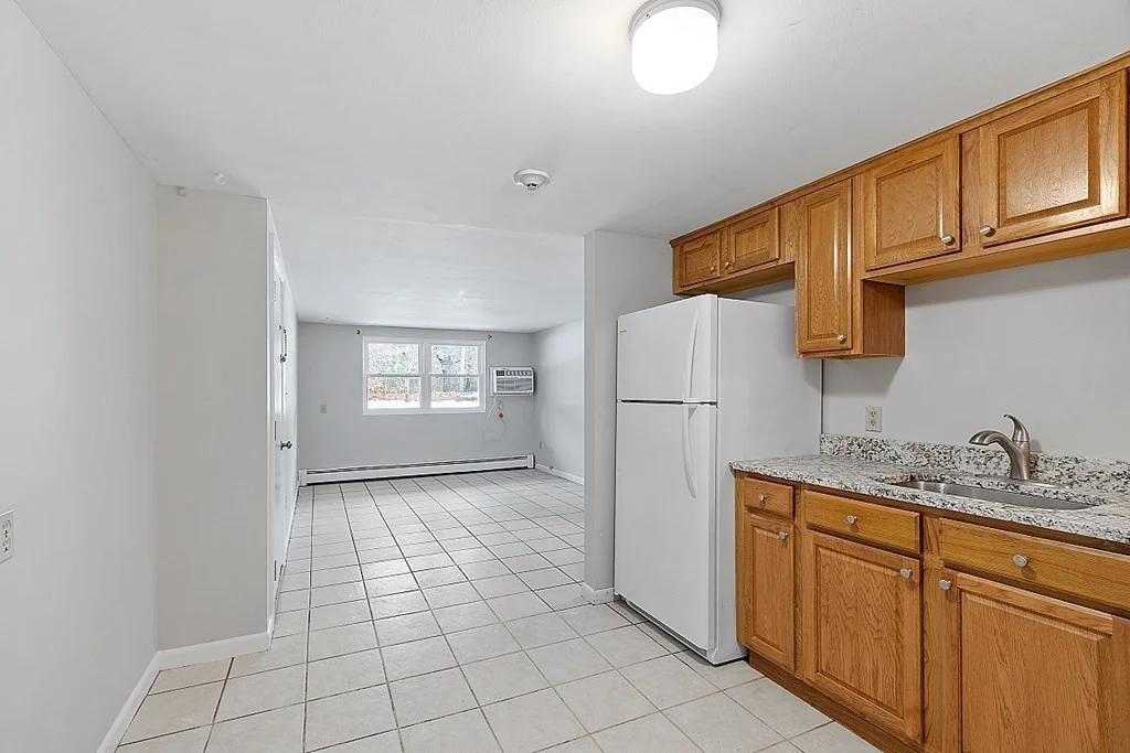 2 bed, 1 bath apartment for rent at 13 Shawnee Rd Unit 7, Pepperell — photo 7 of 16