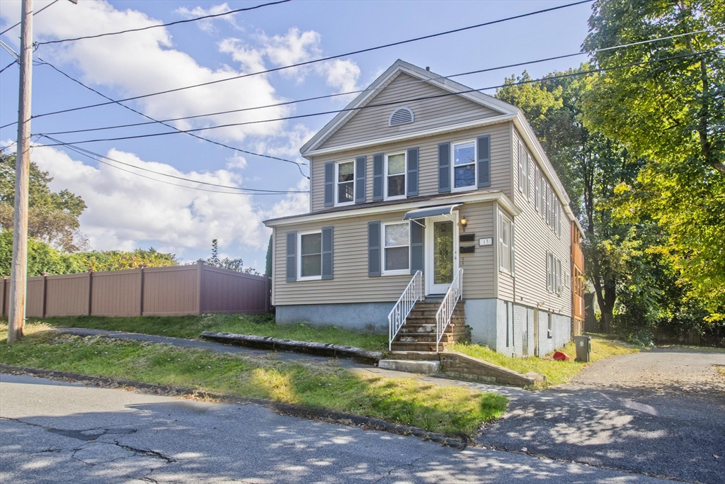 3 bed, 1 bath apartment for rent at 13 Smith St Unit 1, South Hadley — photo 1 of 14