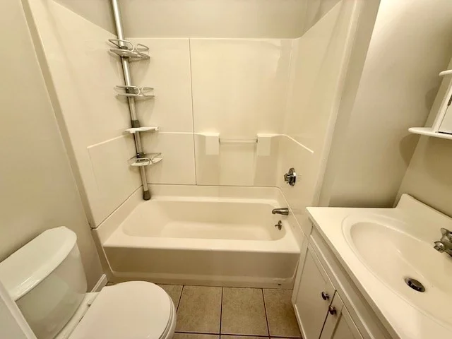 2 bed, 1 bath apartment for rent at 13 Snow Hill St Unit 3, North End — photo 12 of 17