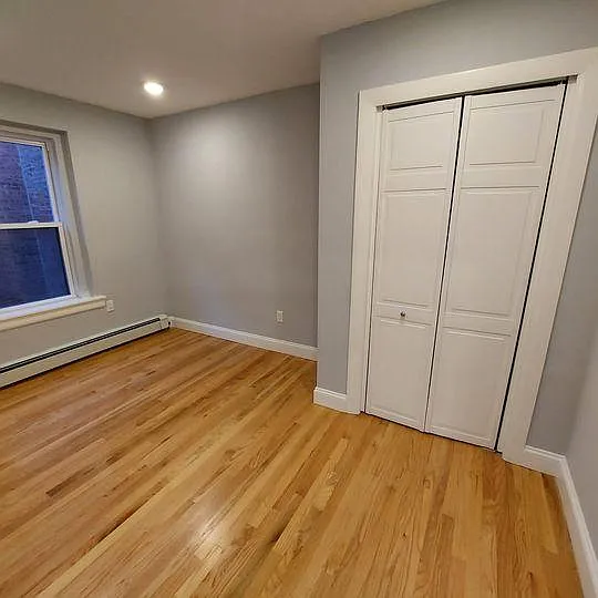 2 bed, 1 bath apartment for rent at 13 South Russell St Unit 3, Beacon Hill — photo 3 of 6