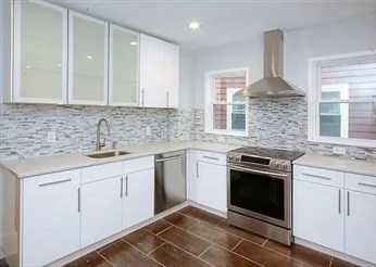 3 bed, 2 bath apartment for rent at 13 Speridakis Ter Unit 2, Central Square — photo 5 of 10