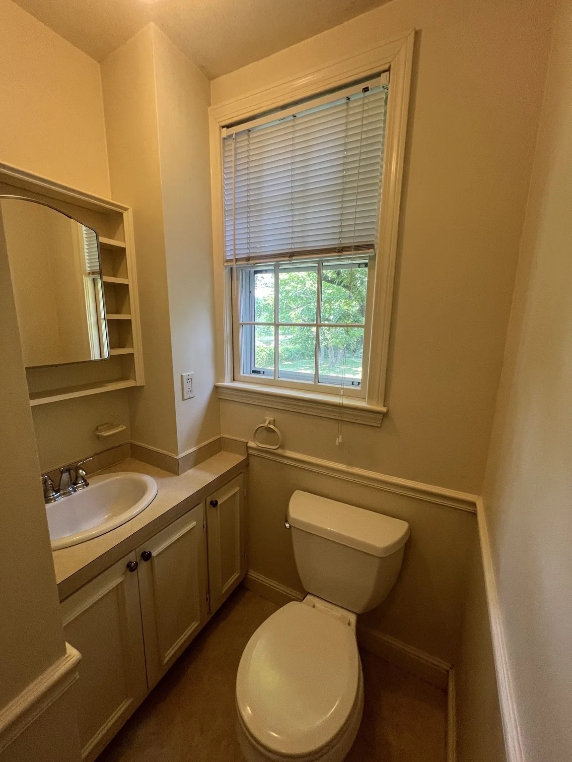3 bed, 1 bath apartment for rent at 13 Spooner St Unit 13, North Plymouth — photo 8 of 21