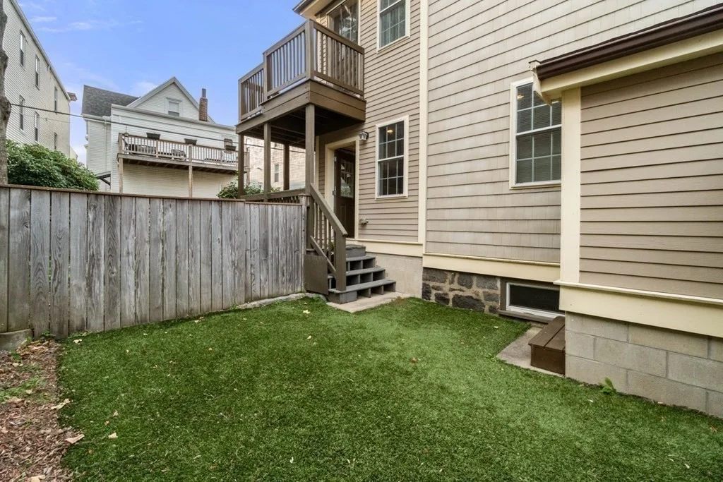 3 bed, 2 bath apartment for rent at 13 Spring Garden St Unit 1, Dorchester — photo 14 of 15