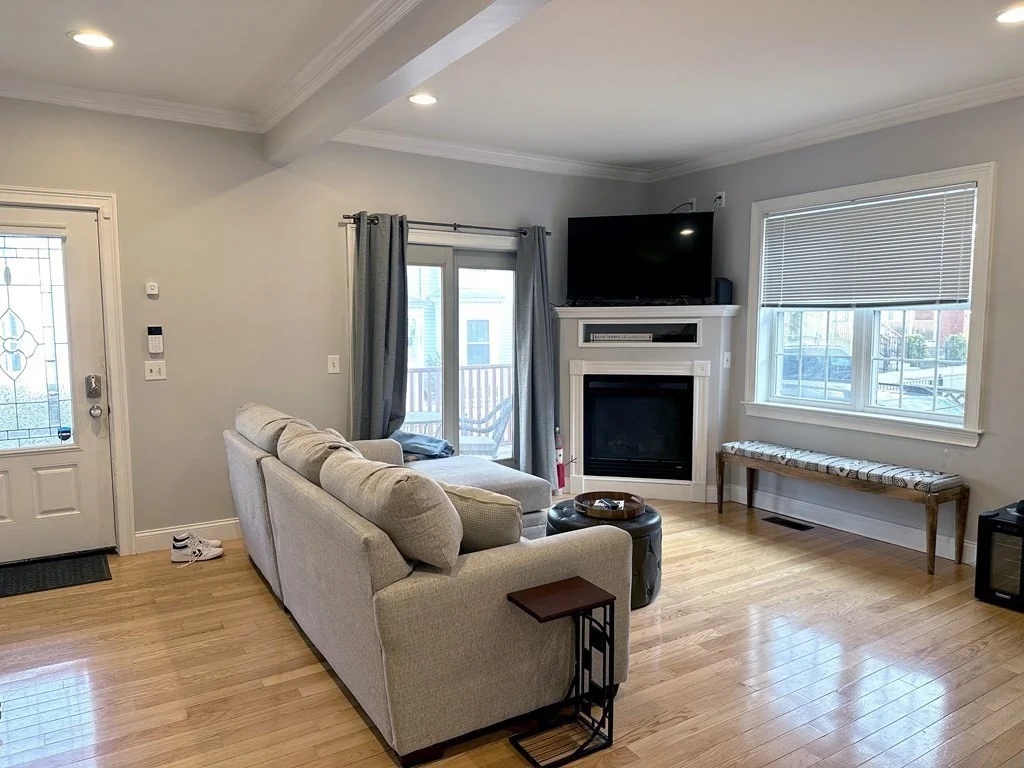 3 bed, 2 bath apartment for rent at 13 Spring Garden St Unit 1, Dorchester — photo 2 of 15