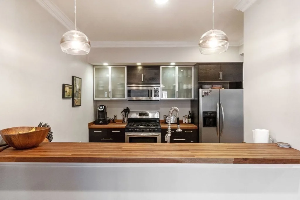 3 bed, 2 bath apartment for rent at 13 Spring Garden St Unit 1, Dorchester — photo 3 of 15