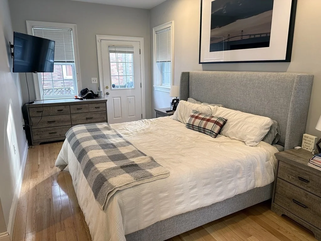 3 bed, 2 bath apartment for rent at 13 Spring Garden St Unit 1, Dorchester — photo 6 of 15