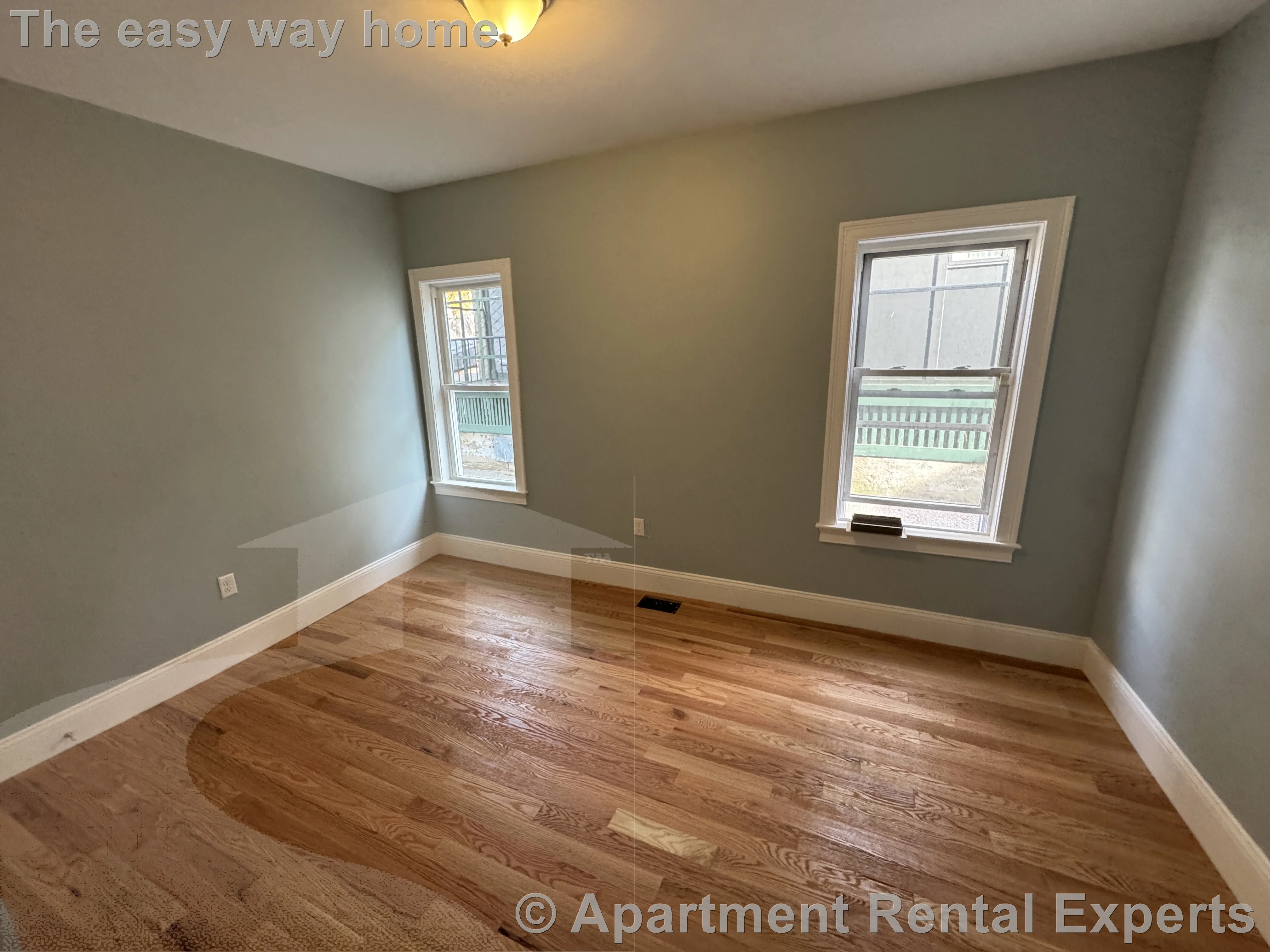 5 bed, 3 bath apartment for rent at 13 Spring St Unit 1, Spring Hill — photo 7 of 17